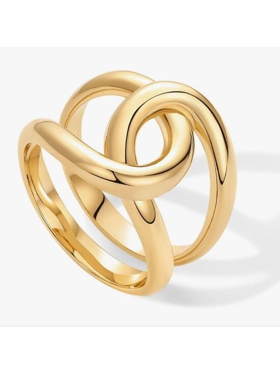 Jewelry - 14K Gold Plated Chunky Interlock Statement Ring